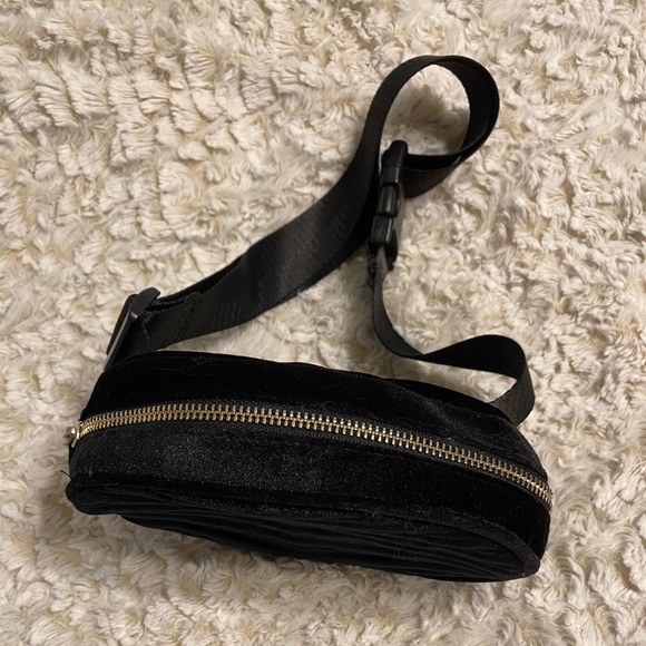 Black Velour Cross Body - Picture 3 of 5